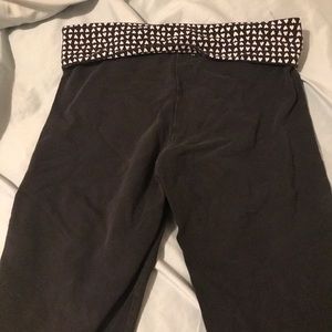 Victoria’s Secret pink leggings